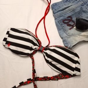 2/$15 Swim Volcom Bikini Top